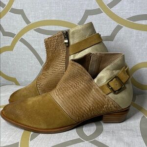 Antelope Women's Leslie Leather Heel